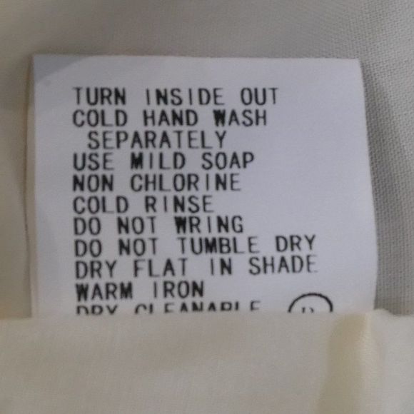 LF Run Cinta Run Cut Out Spaghetti Strap Crop Top Cream Small NWT - Picture 5 of 10